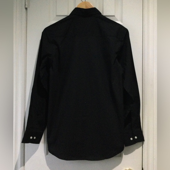 Arrow Classic Black Timeless Dress Shirt - Picture 6 of 6